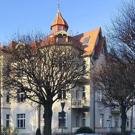 Hills - White Sopot